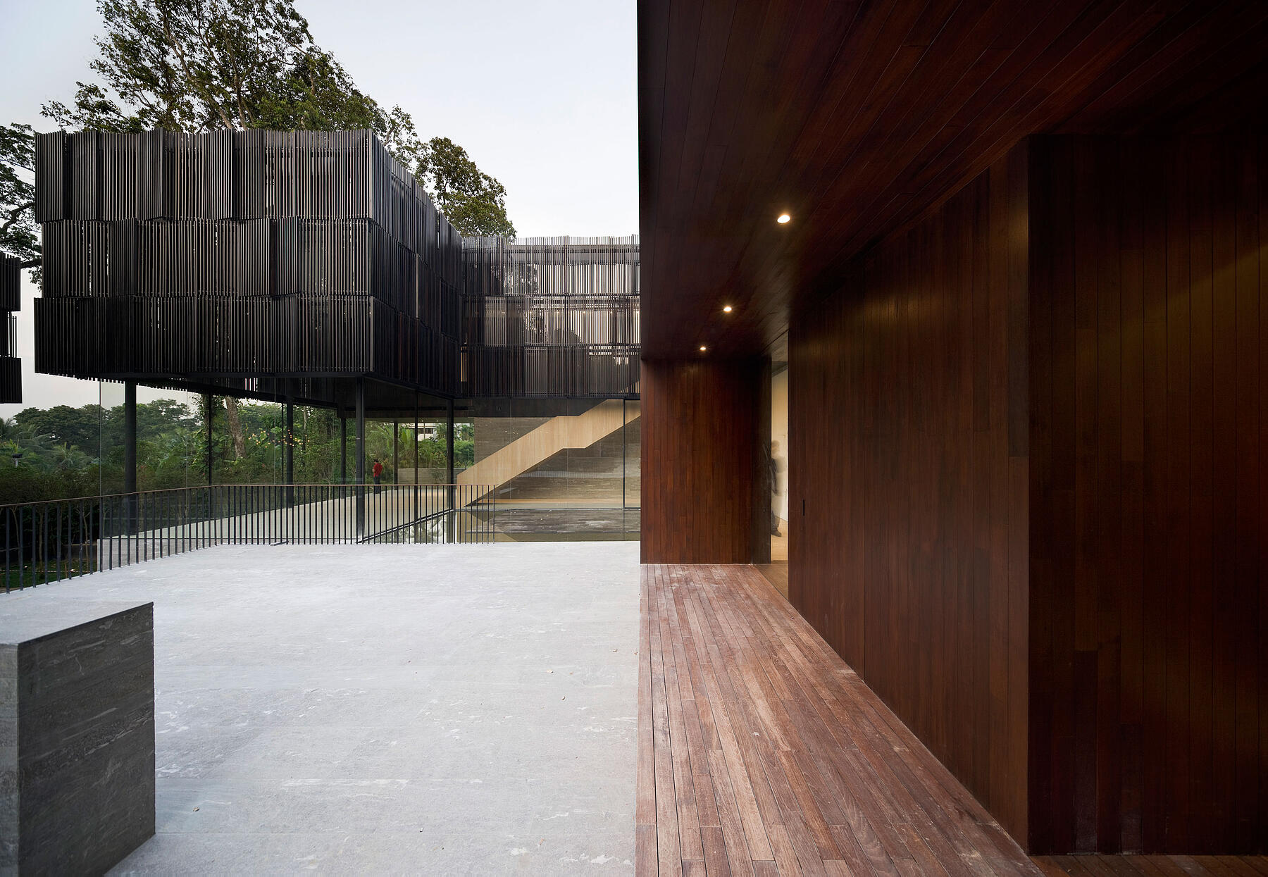 Neri&Hu The Overlapping Land/House Cluny Road Residence